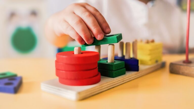 Preparing for Kindergarten: How ABA Therapy Supports Independent Living Skills